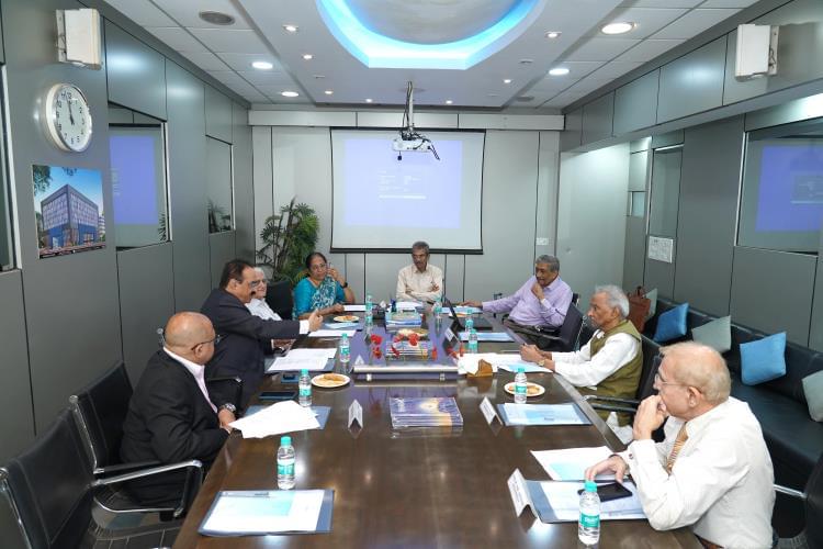 MKES Institute of Management Studies and Research Mumbai Guest Speaker photo 2